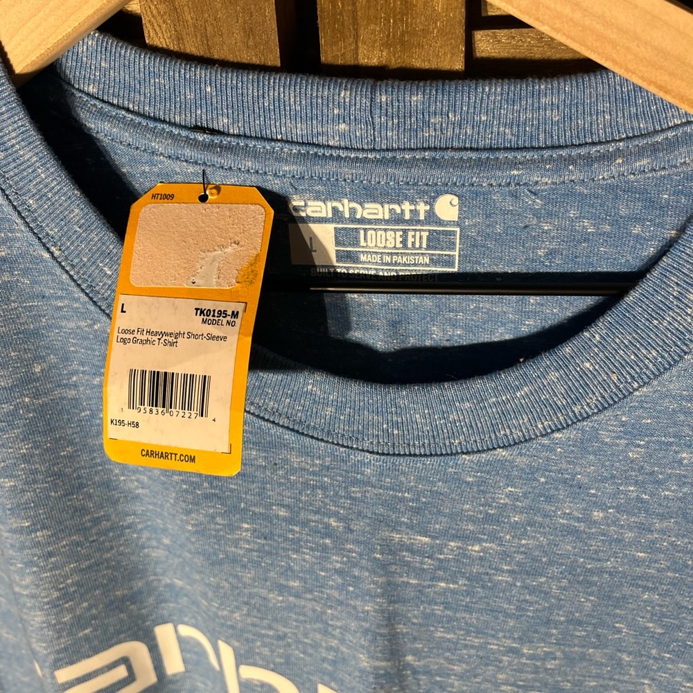 Carhartt T-Shirt - Picture 3 of 3